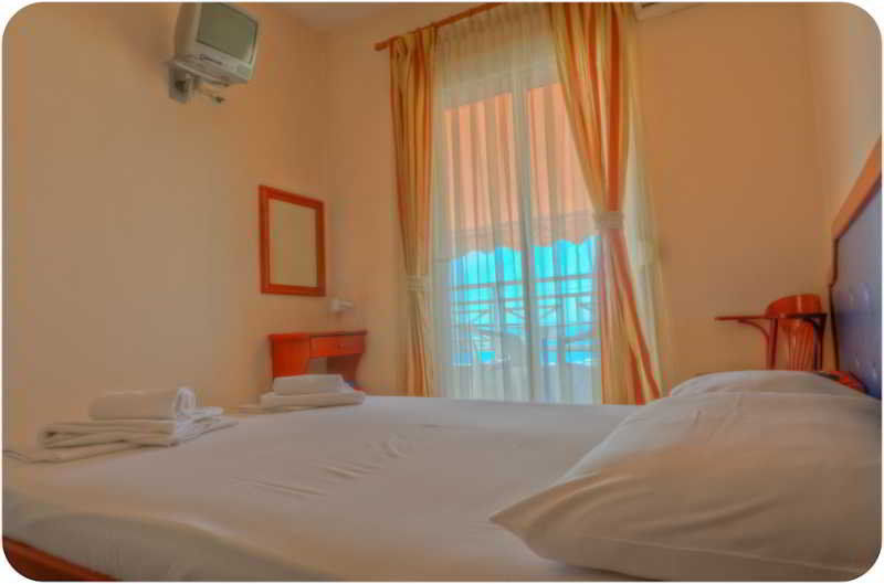 Molos Hotel リメナリア エクステリア 写真