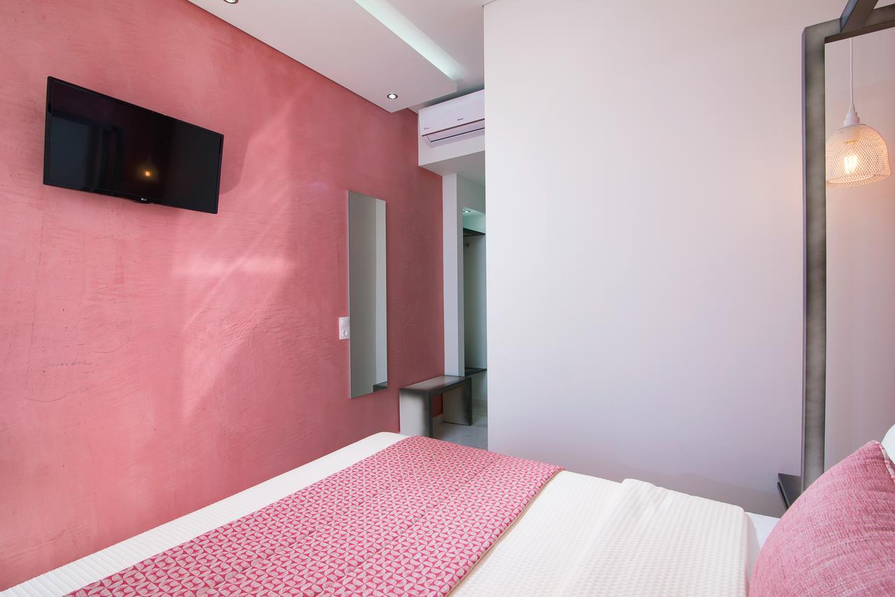 Molos Hotel リメナリア エクステリア 写真
